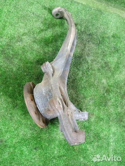 Кулак поворотный передний правый Audi Q7 4L BAR