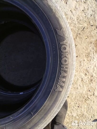 Yokohama BluEarth E70 215/55 R17 94