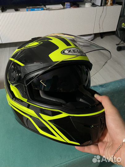 Мотоциклетный шлем Zeus