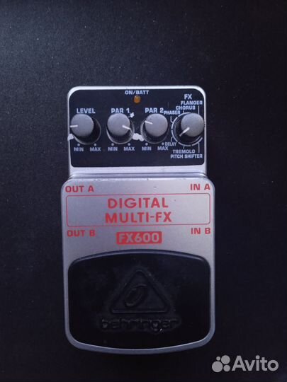 Гитарная педаль Behringer FX600 (Digital Multi-FX)