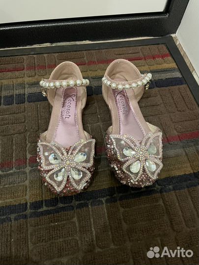 Туфли девочка нарядные