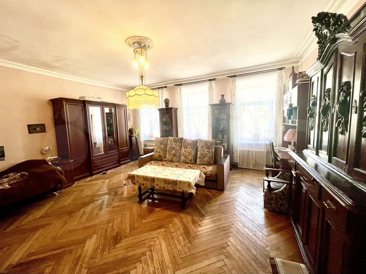 5-к. квартира, 157,3 м², 5/6 эт.