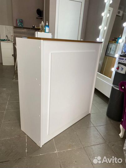 Гримерное зеркало с лампочками