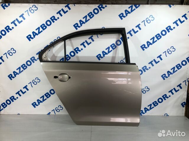 Дверь задняя правая skoda rapid 1 рест 1.6 CWV лиф