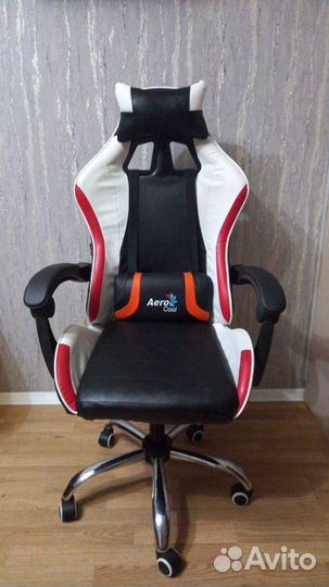 Компьютерное кресло