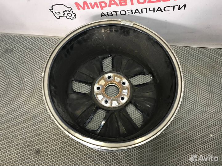 Литой диск R17x7 5x114.3 Honda Civic 10