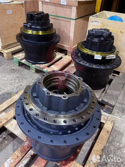 Бортовой редуктор Komatsu 207-27-00440