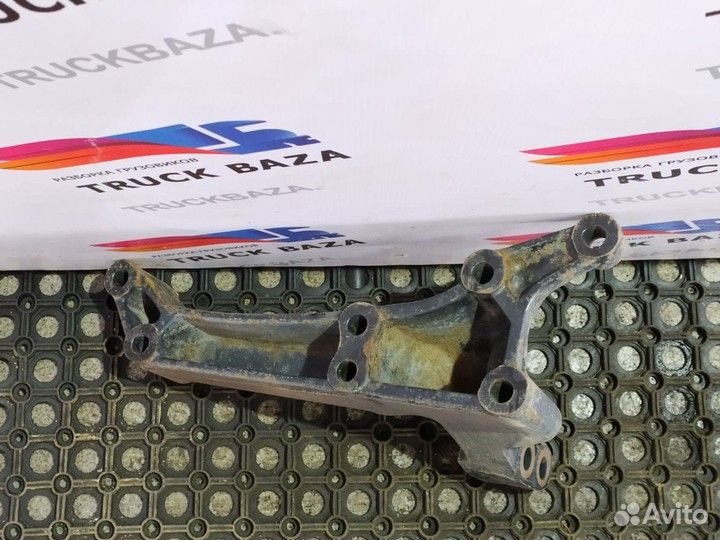 51415013083 Кронштейн двигателя задний левый