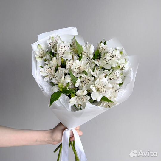 Цветы букет альстромерий