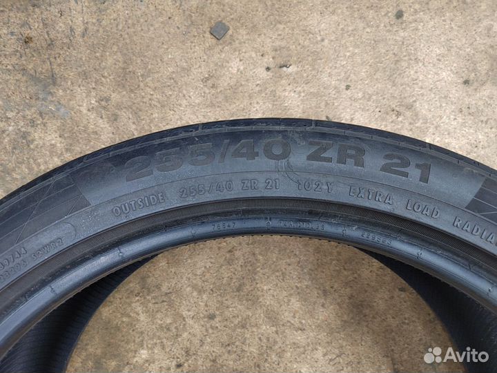 Continental ContiSportContact 5P 255/40 R21 и 285/35 R21 105Y