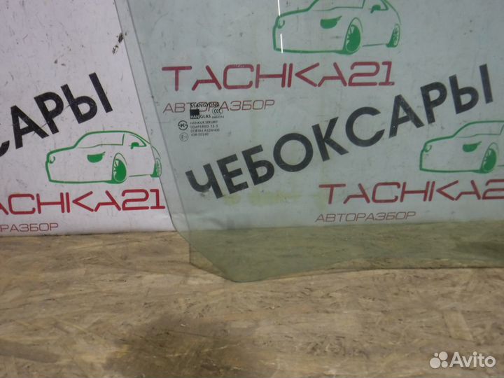 Стекло передней правой двери Ssang Yong Kyron