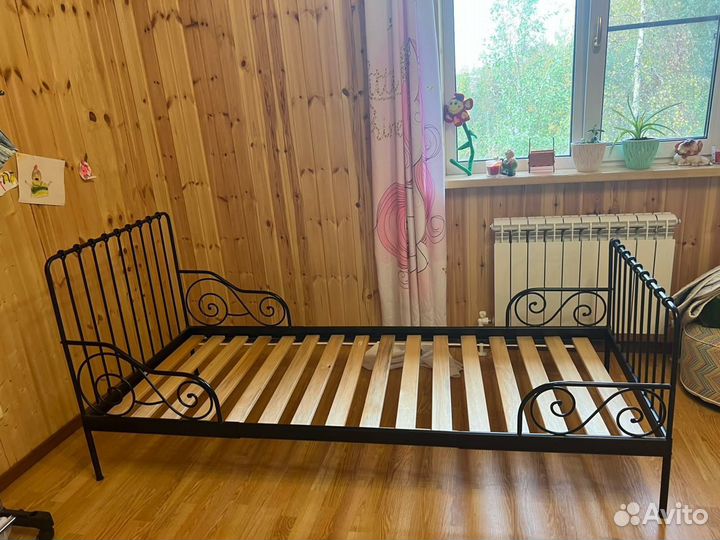 Детская кровать IKEA с матрасом