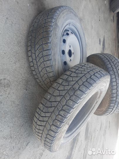 R14 Viatti Brina Nordico V-522 185/70, PCD 4x100 DIA 60.1