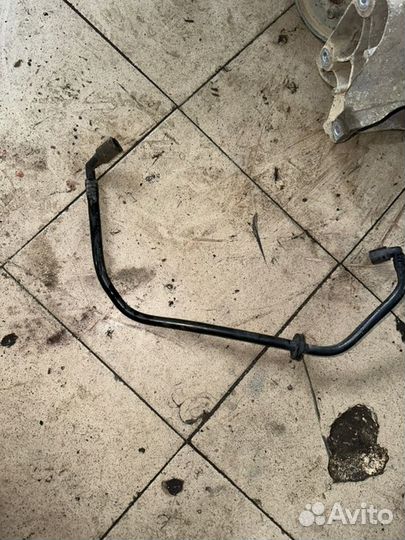 Трубка Volkswagen Touareg 4.2 AXQ 2004