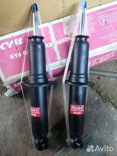 Задние стойки audi 100/а6 c4