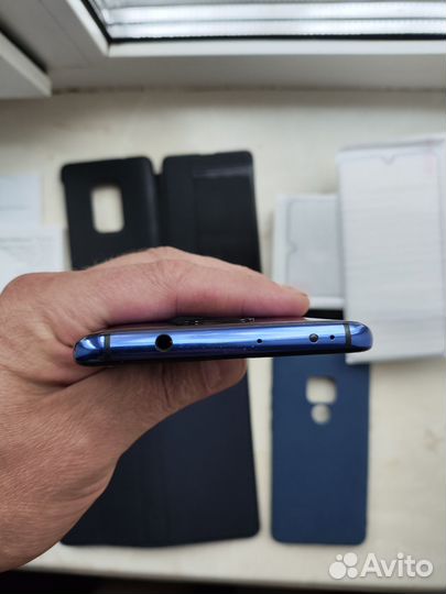 Продаю Huawei met 20