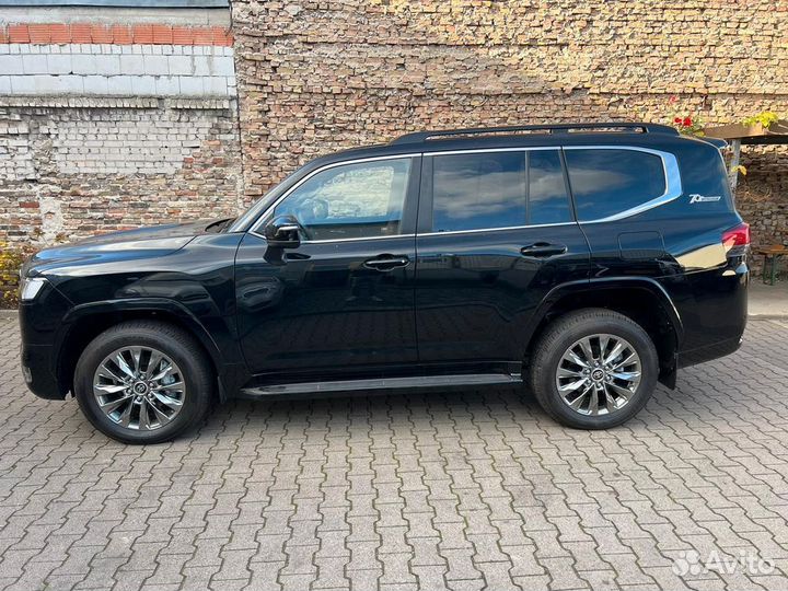 Toyota Land Cruiser 3.3 AT, 2024, 50 км