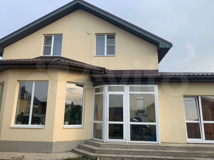 Дом 161 м² на участке 11 сот.