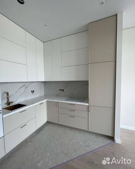 Кухня угловая для студии под ключ