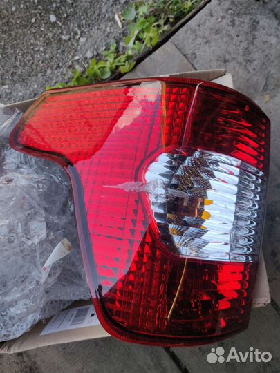 Задний фонарь УАЗ Патриот