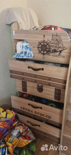 Кровать-трансформер. Чердак, стол