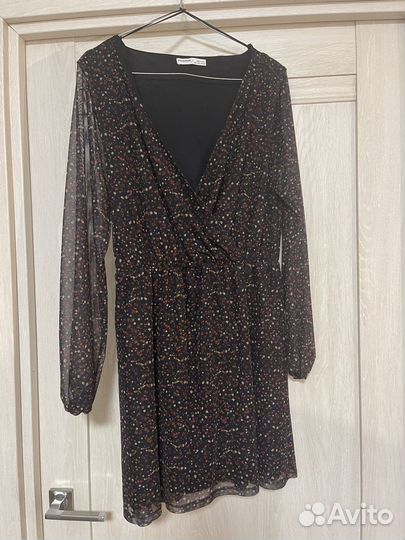 Платье Pull and bear