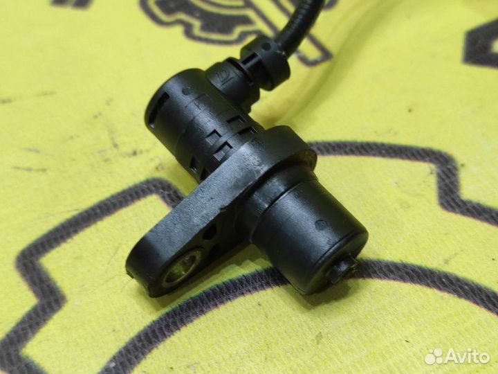 Датчик ABS передний левый Toyota Camry ACV30