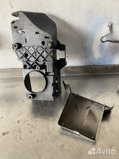 Корпус блока предохранителей renault master 2