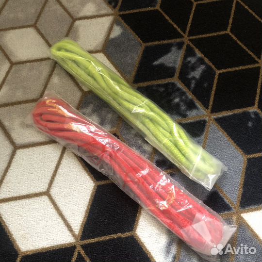 Гимнастическая скакалка