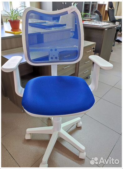 Детское кресло