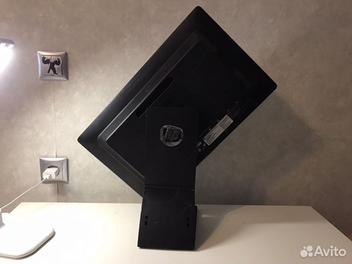 Монитор hp 20 дюймов с передвижной ножкой