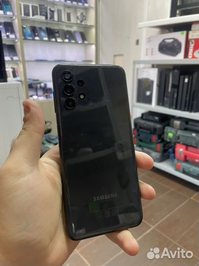 Samsung Galaxy A13, 4/64 ГБ