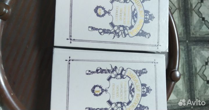 Закладки для книг и книги