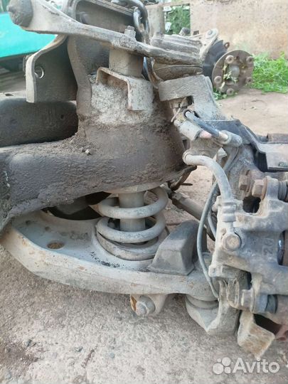 Балка передняя Митсубиси кантер 4M51