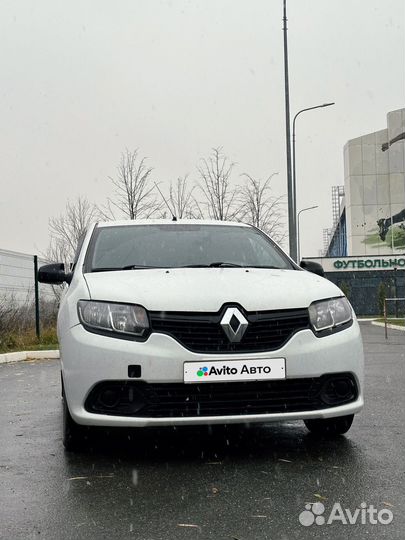 Renault Logan 1.6 МТ, 2018, битый, 120 000 км