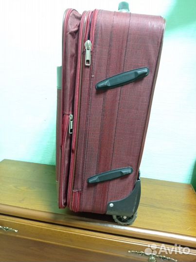Чемодан на колесах