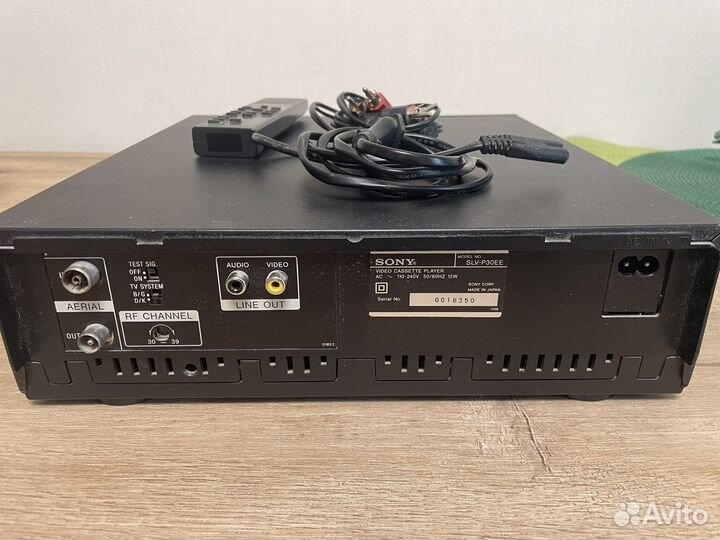 Видеоплеер кассеты VHS Sony SLV-P30EE с пультом