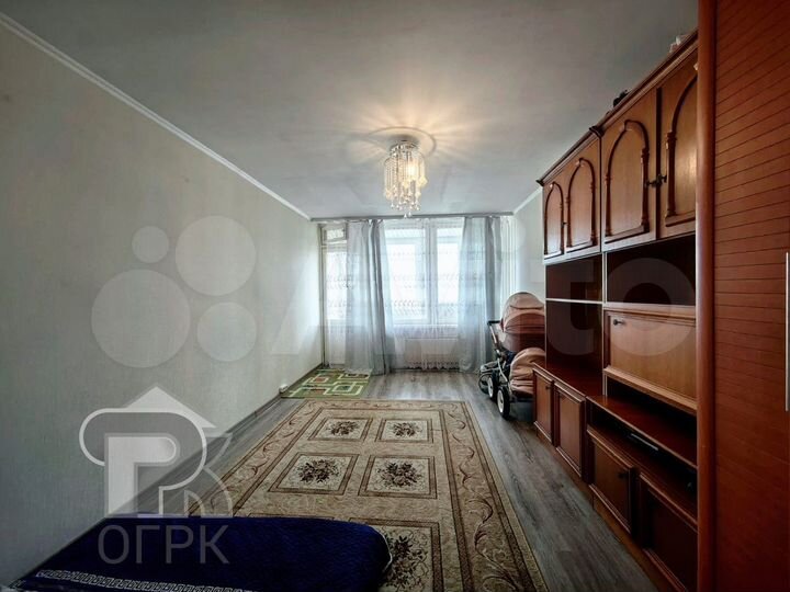 2-к. квартира, 47 м², 5/9 эт.