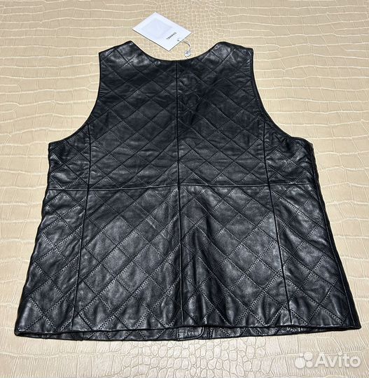 Жилет кожаный женский Chanel