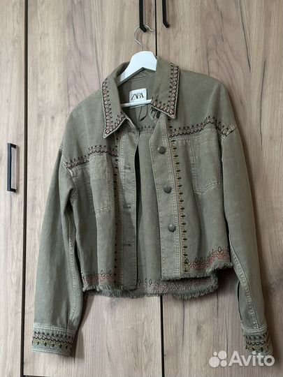 Куртка zara женская