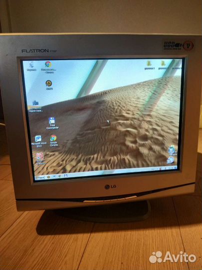 Монитор LG flatron f700p