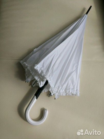 Новый зонт идеально для свадьбы