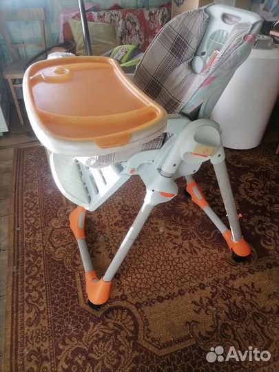 Стульчик для кормления