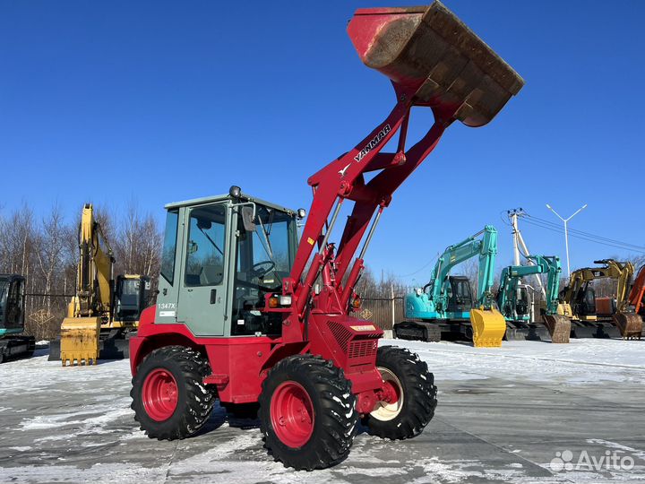 Фронтальный погрузчик Yanmar V4-6, 2021