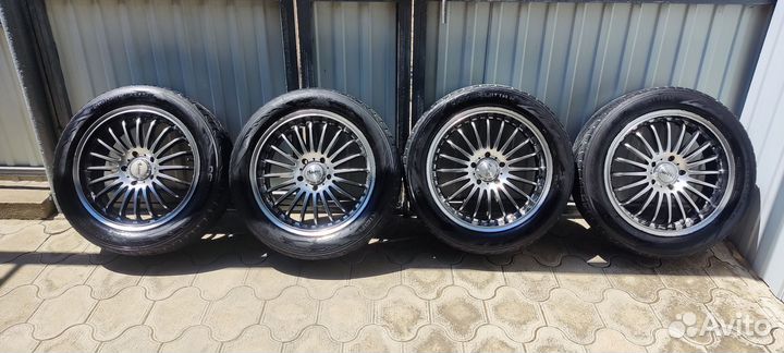 Колеса зимние 215 55 17