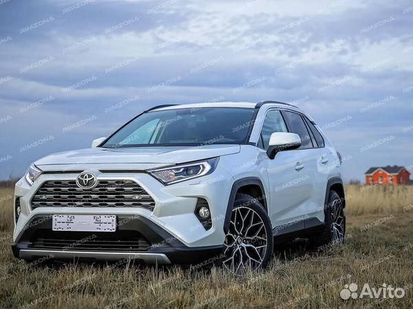 Литые диски SL507 R19 на Toyota RAV4