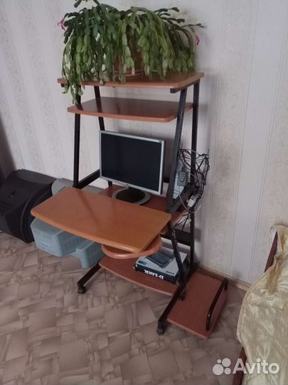 Компьютерный стол бу