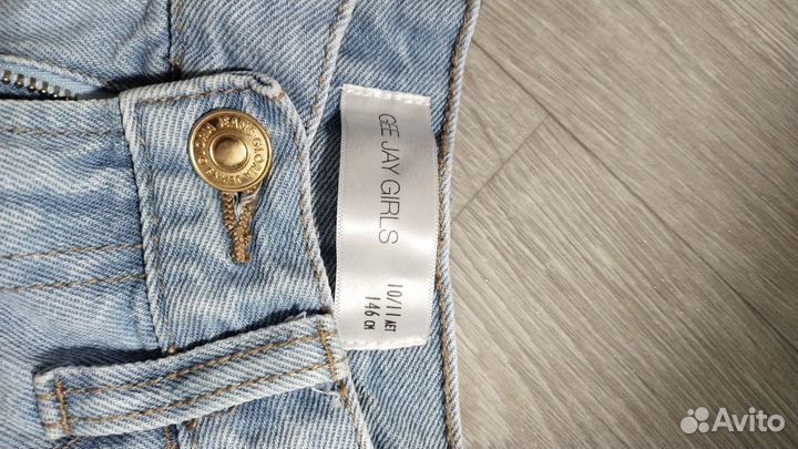 Джинсовые шорты