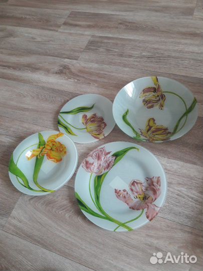 Набор столовой посудв