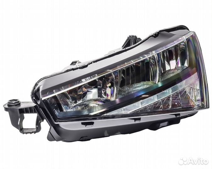 Фара левая Skoda Rapid (2020-2022)